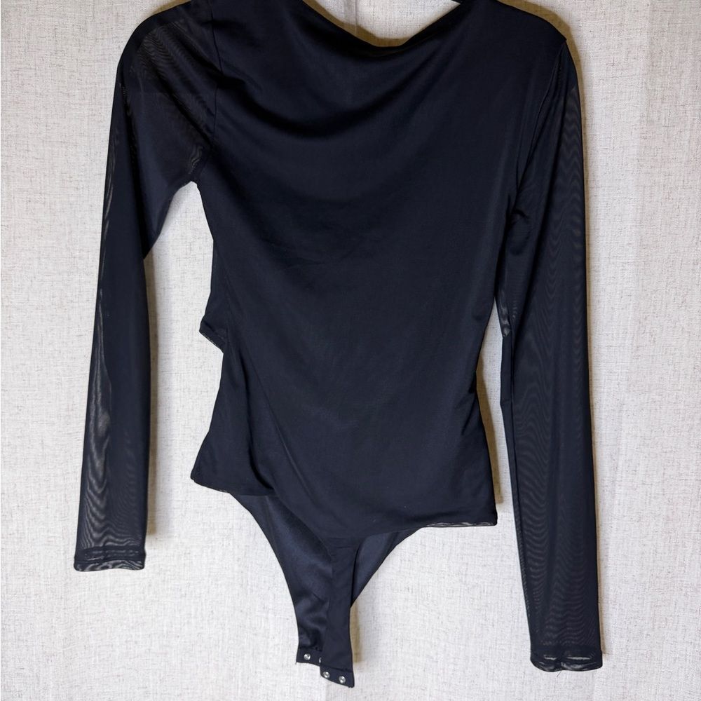3/$24 AFRM brand Celia sweetheart long sleeve cutout bodysuit S - Picture 4 of 4